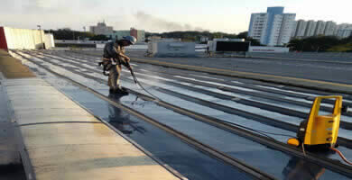 Limpeza de Telhados Industriais